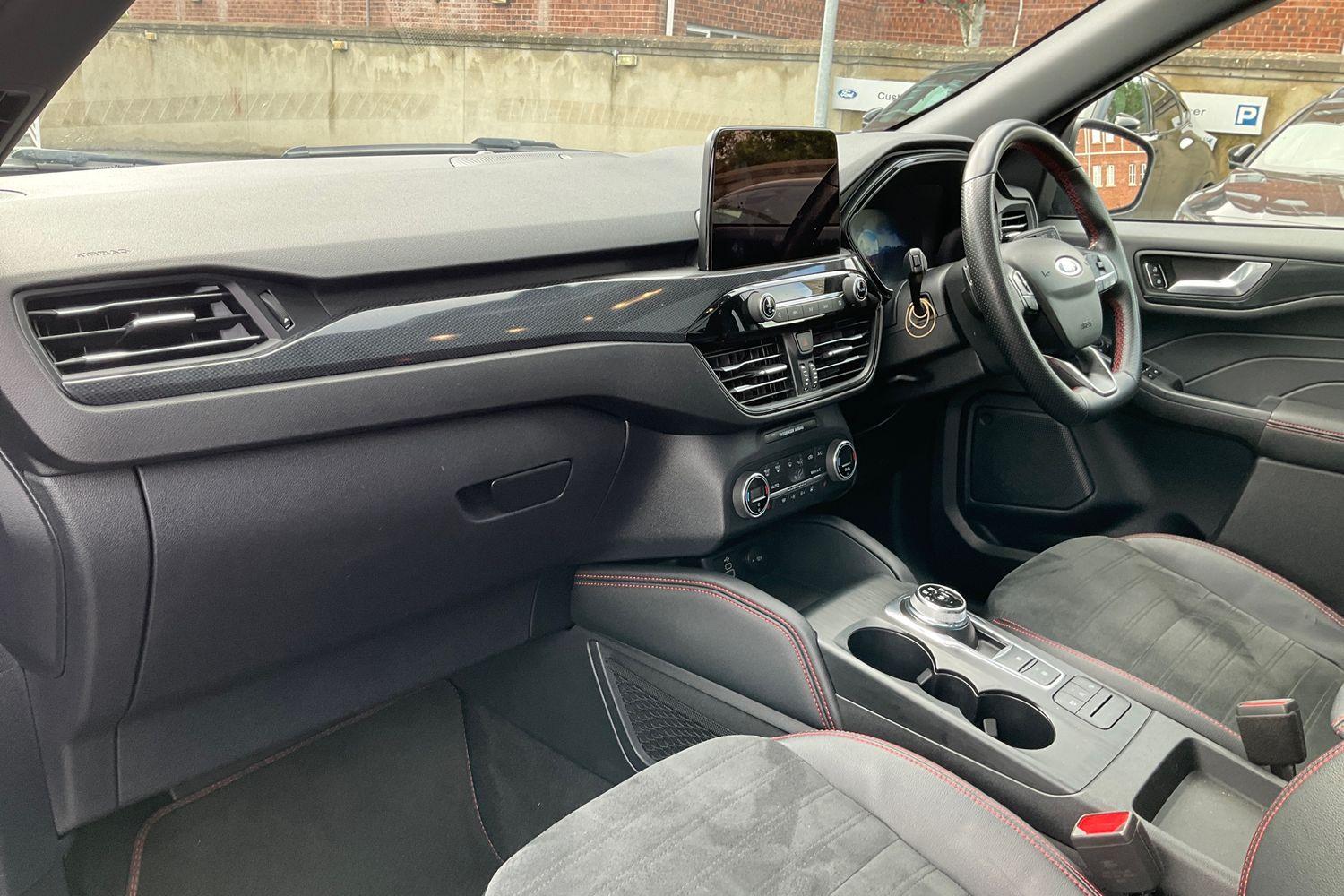 Ford KUGA Photo 17