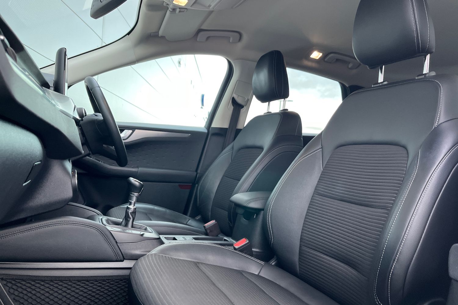 Ford KUGA Photo 18