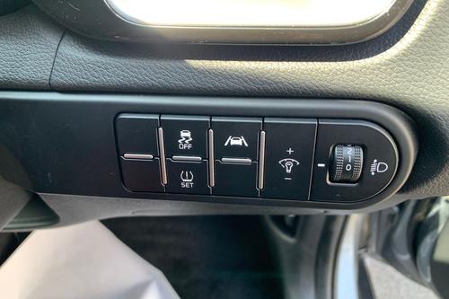 Kia XCEED Photo autoimg-78ee7f73d2ca5ab1e3d8bf2af7cd80a87bec7397.jpg