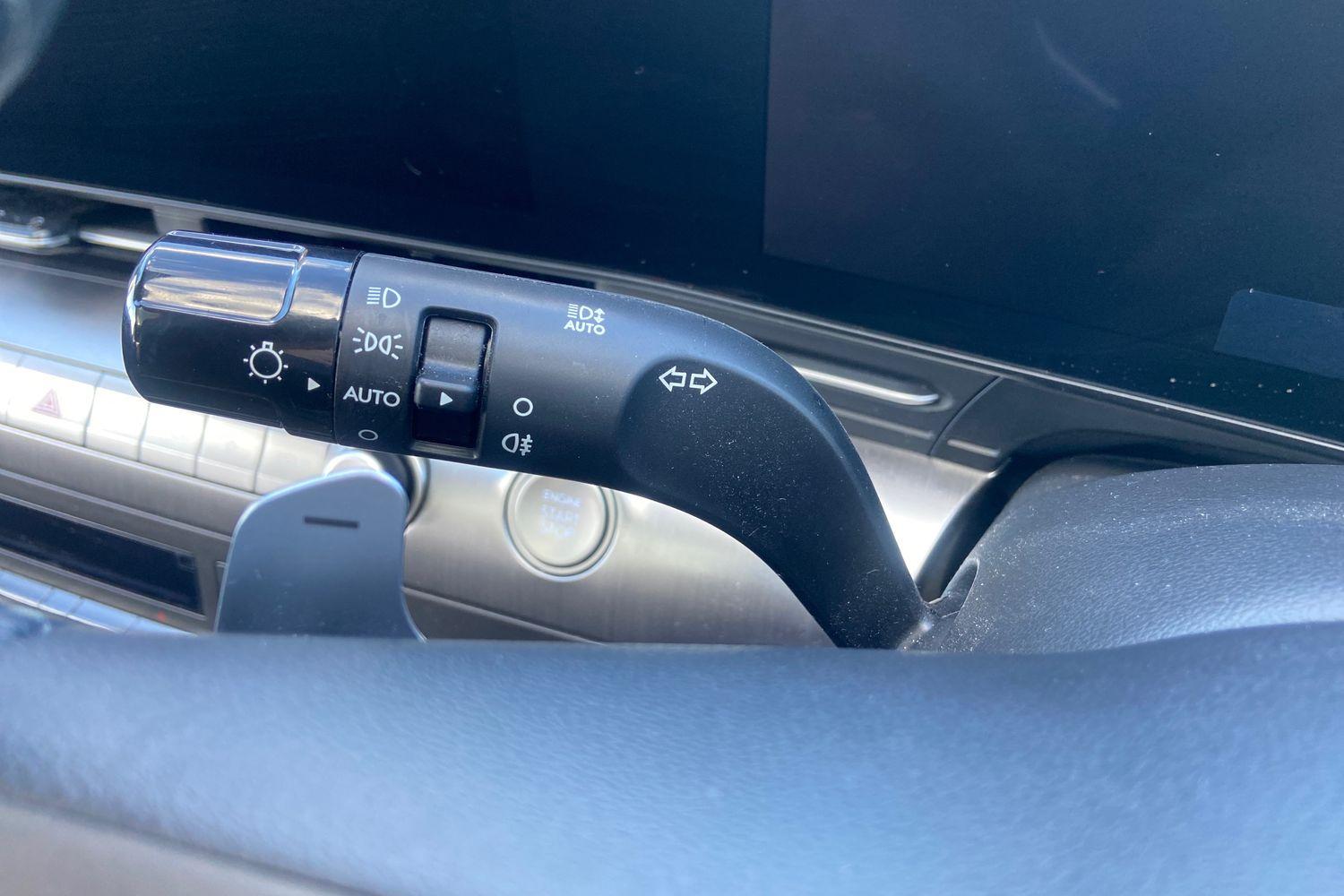 Hyundai KONA Photo 13