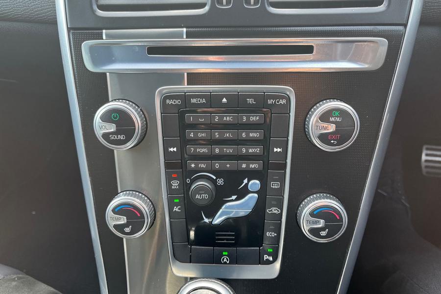 Volvo XC60 Photo autoimg-78f2111c32bed05bd3e165b598e33f38ce781277.jpg