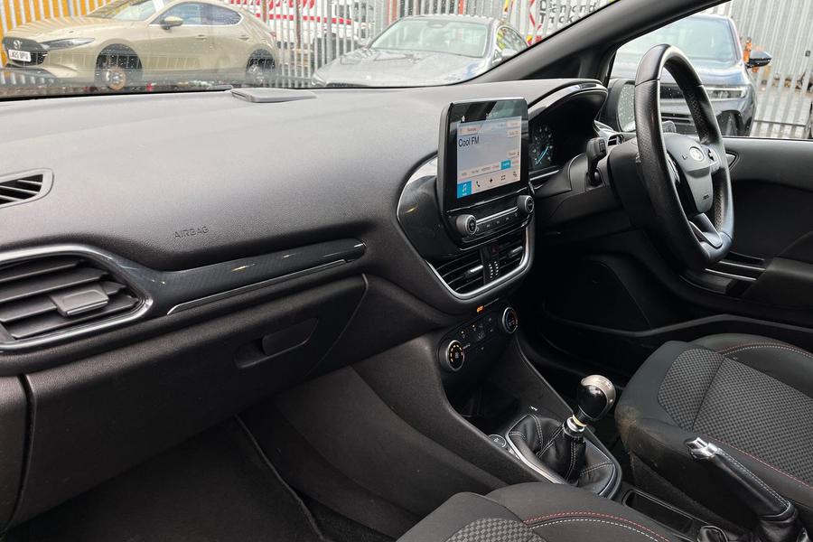 Ford FIESTA Photo autoimg-78f2a084ff0d5bf6ca6a2b4c9929ef43626847fc.jpg