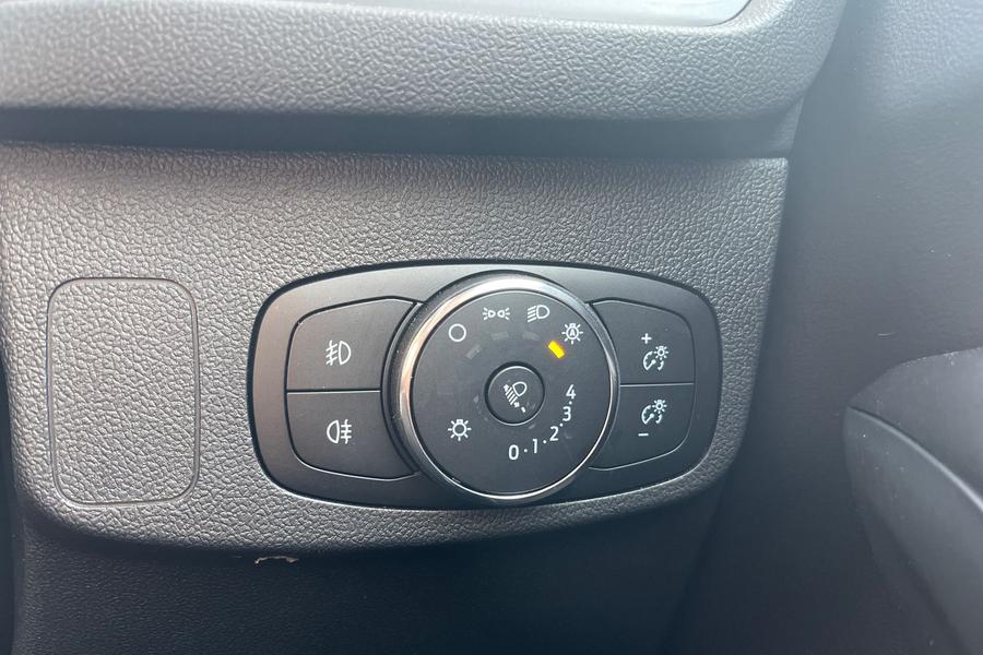 Ford Focus Photo autoimg-78f5975c1338745a7d249dd9aa5e6890e9ebef18.jpg