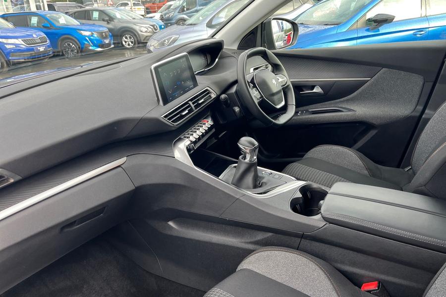 Peugeot 5008 Photo autoimg-78f68a39660cad6c0d9a85096055c80612efb4e4.jpg