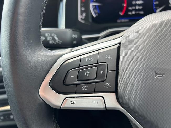 VOLKSWAGEN Polo Photo 16