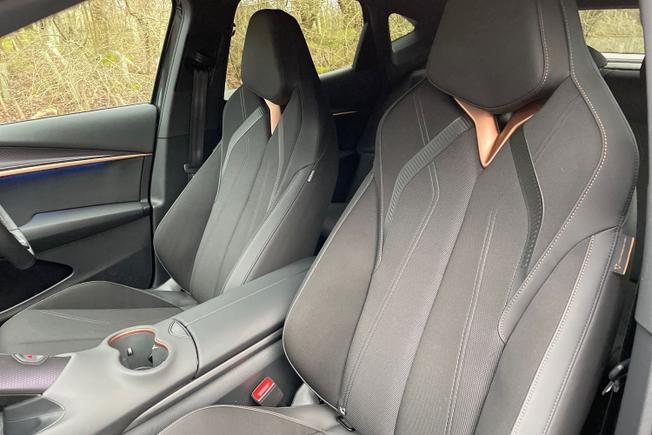 CUPRA Tavascan Photo 21