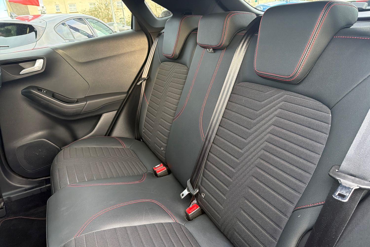 Ford PUMA Photo 19
