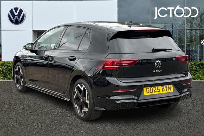 VOLKSWAGEN Golf Photo 3