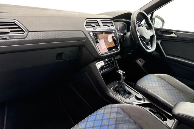 Volkswagen Tiguan Photo 2