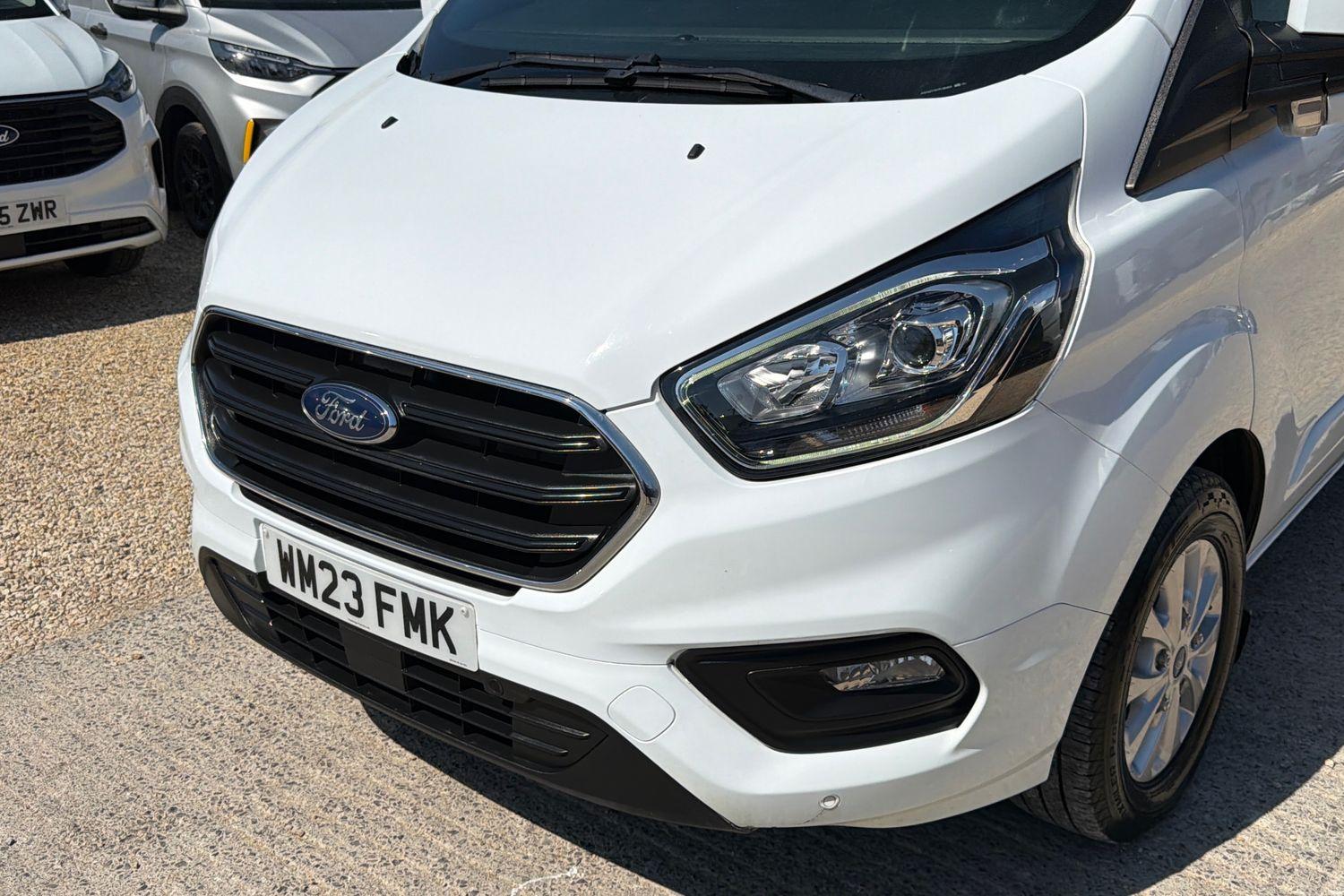 Ford TRANSIT CUSTOM Photo 8