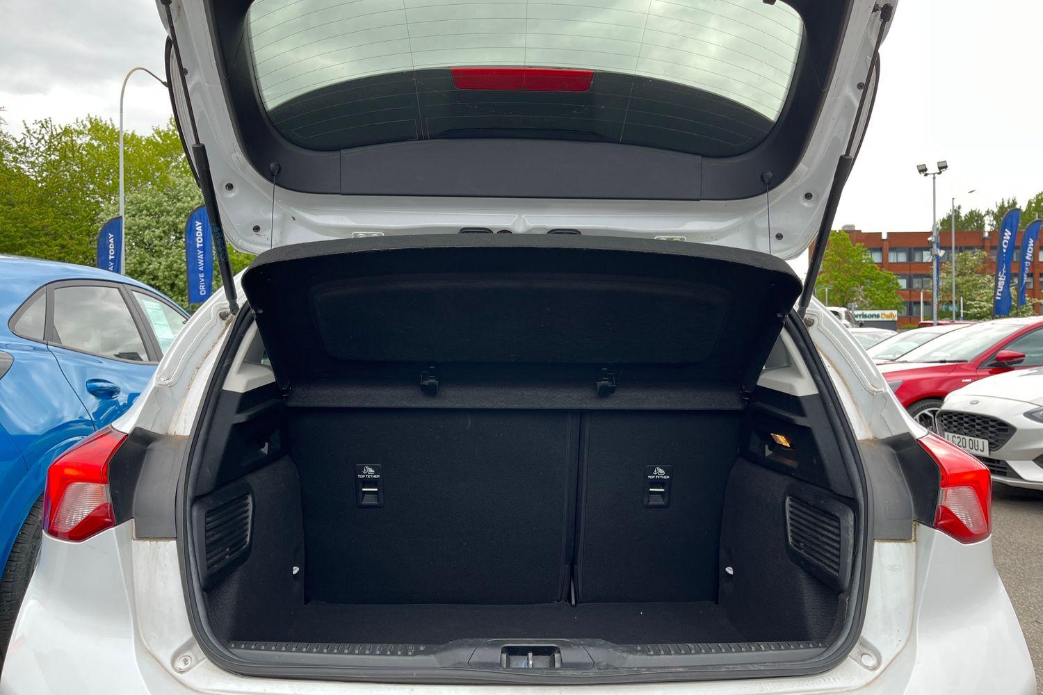 Ford FOCUS Photo 20