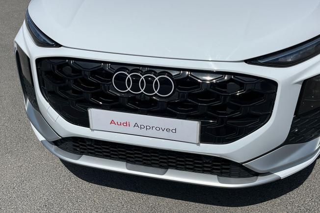 AUDI Q3 Photo 23