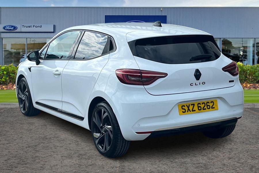 Renault CLIO Photo autoimg-7903204603d8b041c506f10ba288ca8da50062f3.jpg