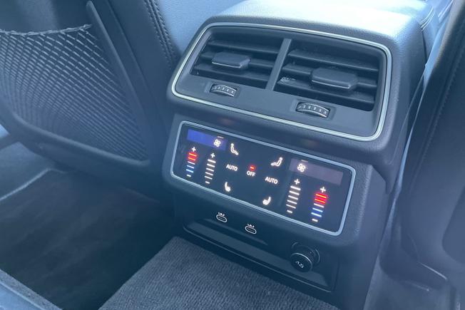 AUDI A6 Avant Photo 28