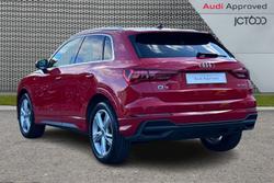 Audi Q3 Photo 3
