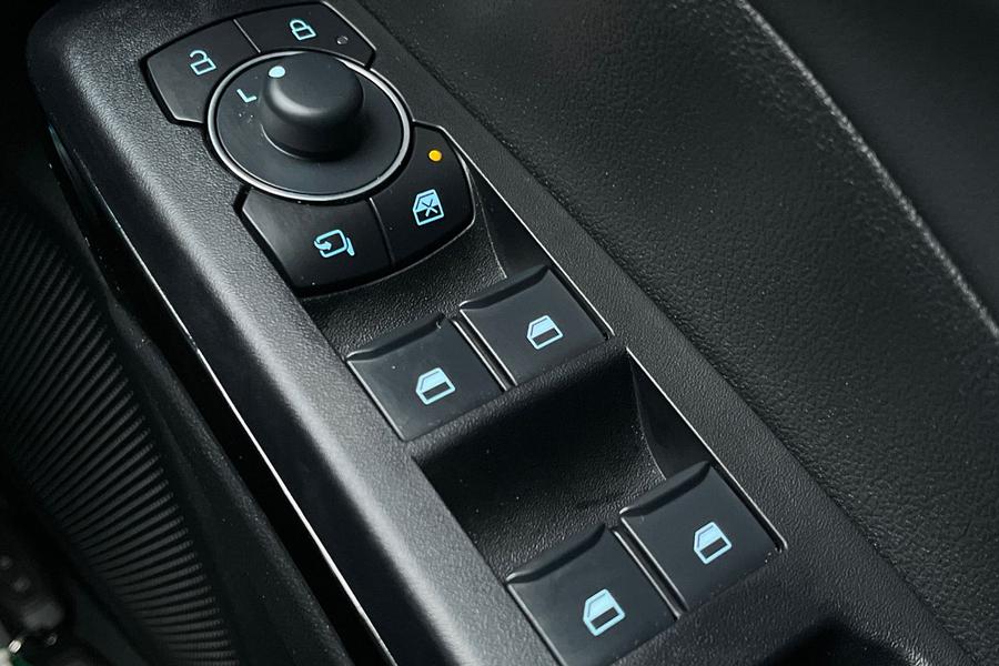 Ford Puma Photo autoimg-790a947d10db47c97cae2c4b55e6529942419516.jpg