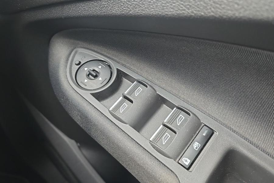 Ford C-MAX Photo autoimg-790c93c501090e8bee9fa0d7bf1e08f504aeb0f0.jpg