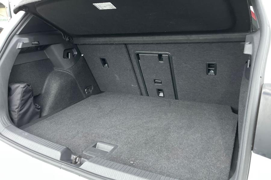 Volkswagen Golf Photo autoimg-790d6a7f6b85d06e6481fdc7a37af99ef68c8058.jpg