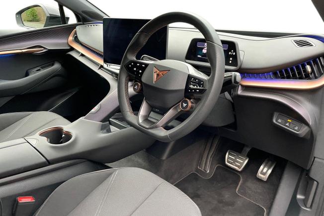 CUPRA Tavascan Photo 6