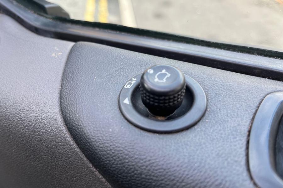 Ford TRANSIT CUSTOM Photo autoimg-79156d153647fb6d4d3b93898654f02621ed24a6.jpg