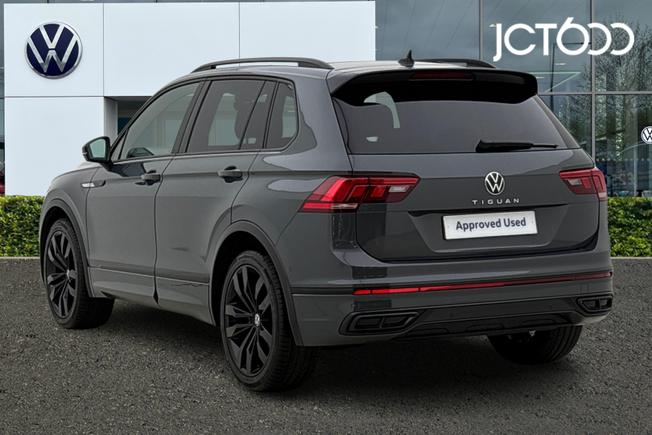 VOLKSWAGEN Tiguan Photo 3