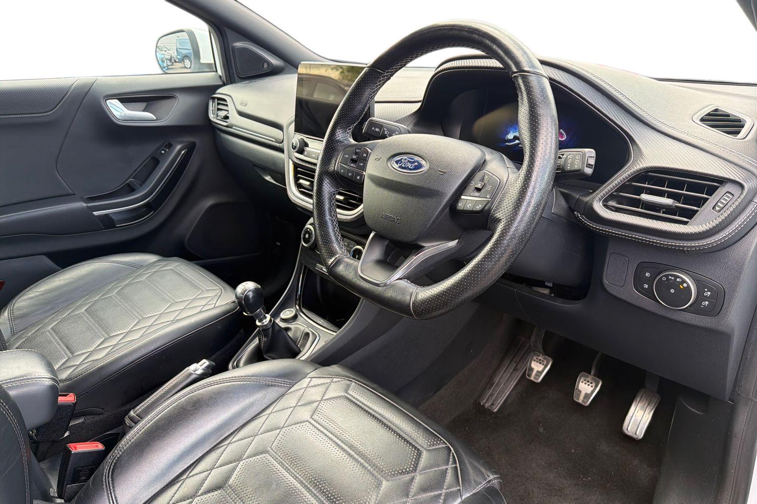 Ford PUMA Photo 8