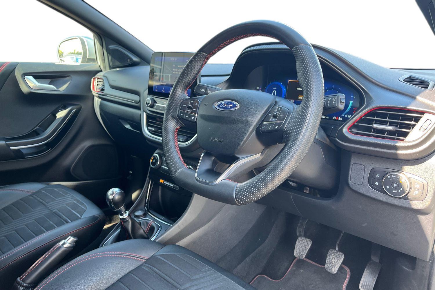 Ford PUMA Photo 8