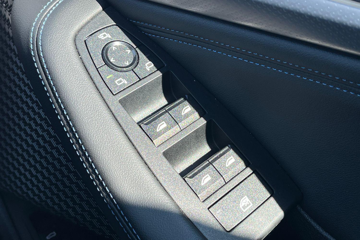 BMW 2 Series Photo 15