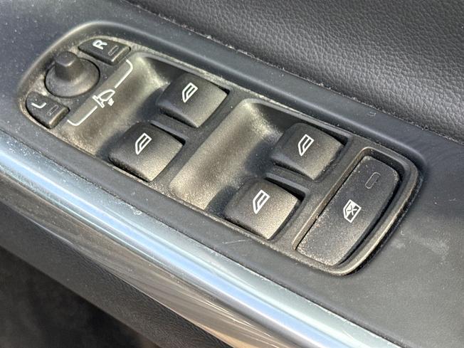 Volvo XC60 Photo 24