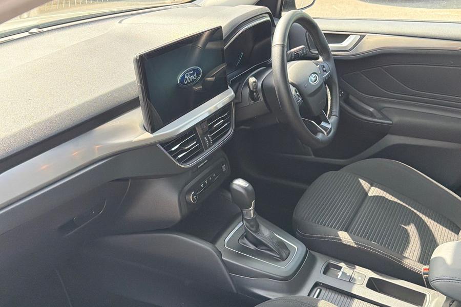 Ford FOCUS Photo autoimg-792d08bb048724ef0a6b84c1f3d3898fc5c8769f.jpg