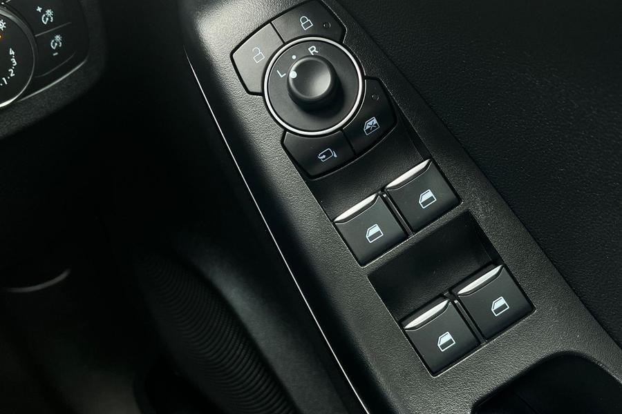 Ford PUMA Photo autoimg-7931af56bc8066d170712834b2db8db4876bdead.jpg