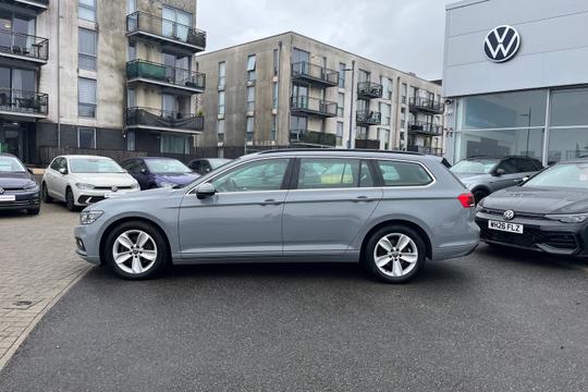 Volkswagen Passat Photo autoimg-793334c96158070f11e2357dfc550affae2c3d5e.jpg