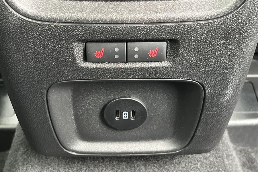 Ford KUGA Photo autoimg-7934b0b40c95d9fbf650eef132bc4e8dacd42fd7.jpg
