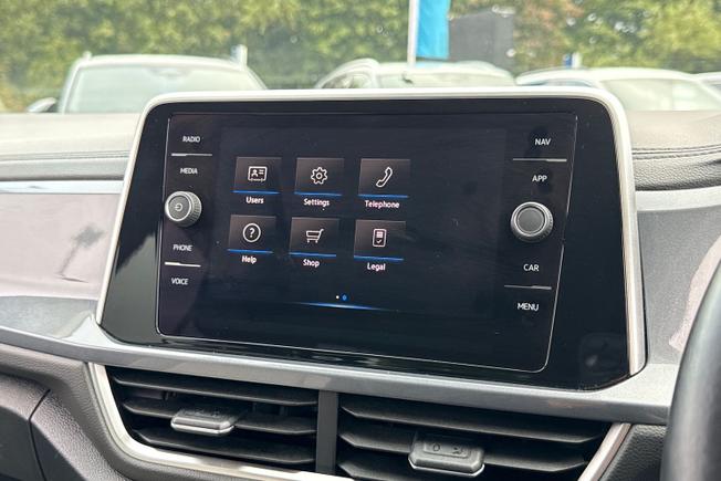 Volkswagen T-Roc Photo 45
