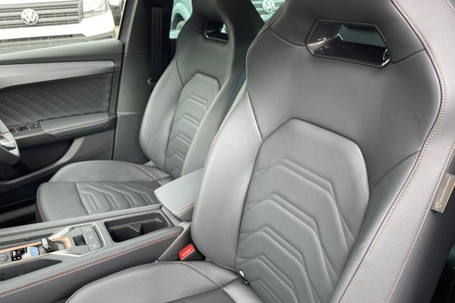 CUPRA Leon Photo 21