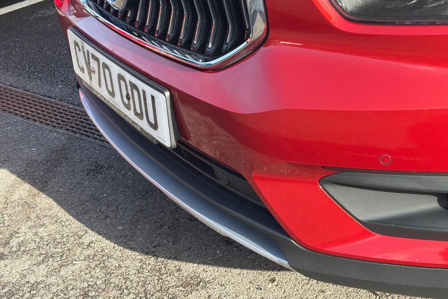 Volvo XC40 Photo autoimg-793deb700fd53c9095c2c8d4bc6fe5191a7f04f4.jpg