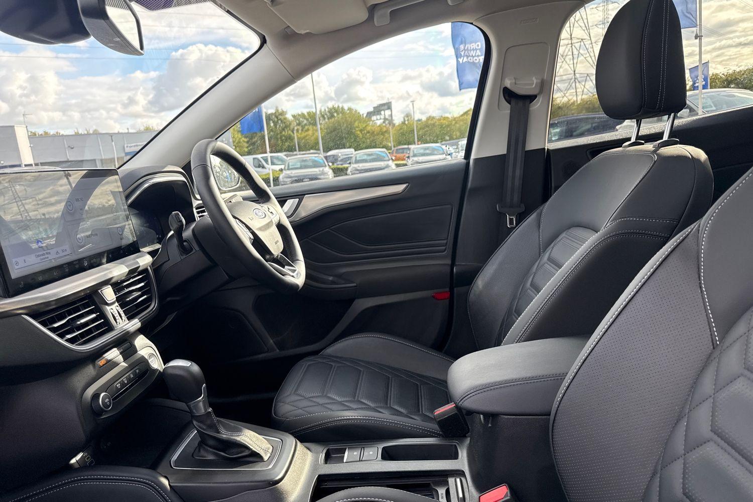 Ford FOCUS Photo 18