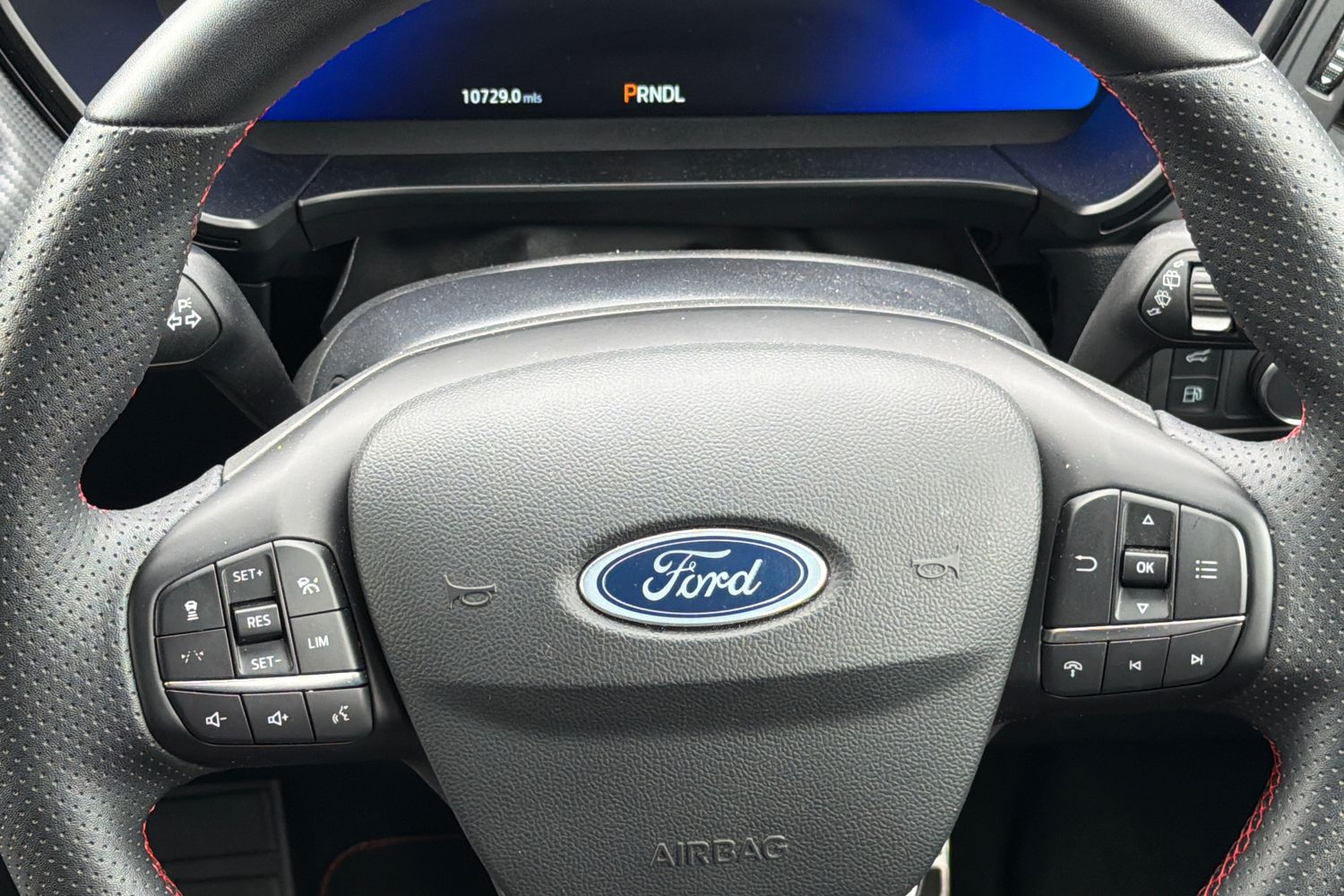 Ford KUGA Photo 11