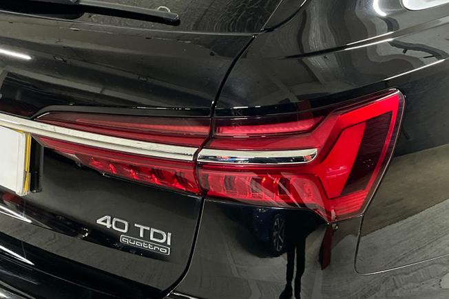 AUDI A6 Avant Photo 18