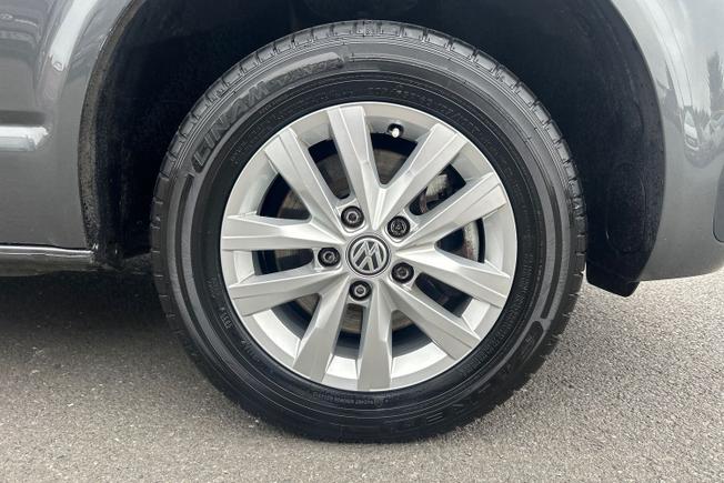 VOLKSWAGEN Transporter Photo 5