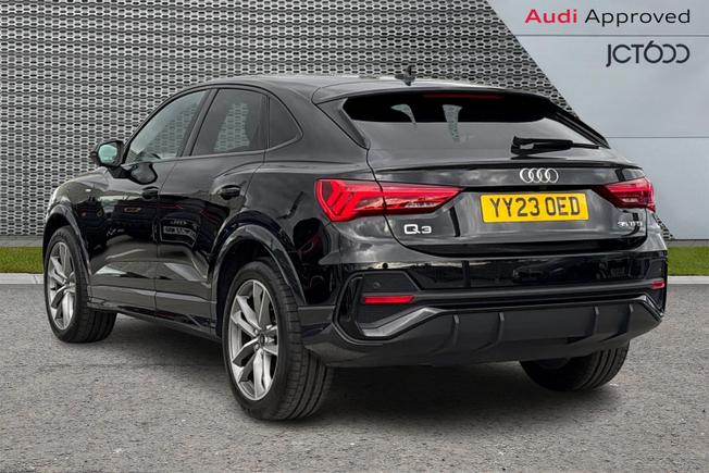 AUDI Q3 Photo 3
