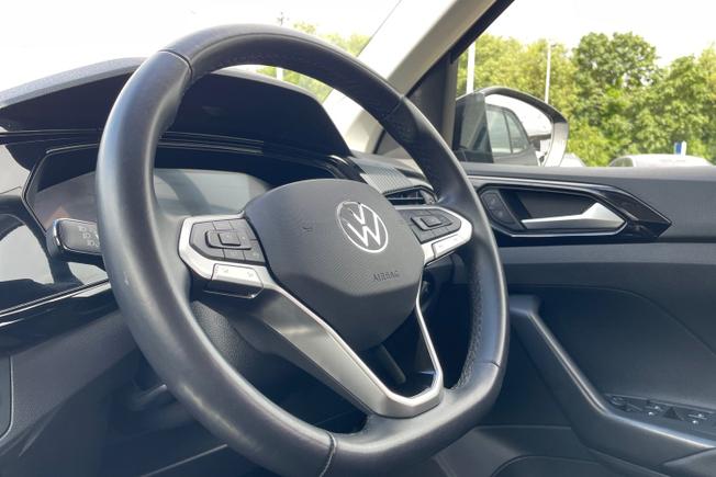 VOLKSWAGEN T-Cross Photo 26