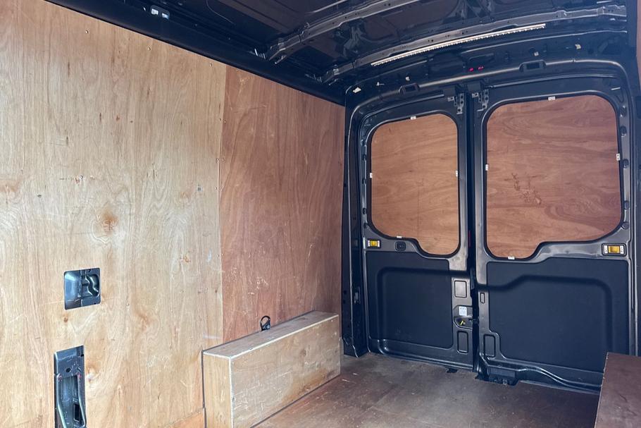 Used Ford TRANSIT DV25OXZ 4