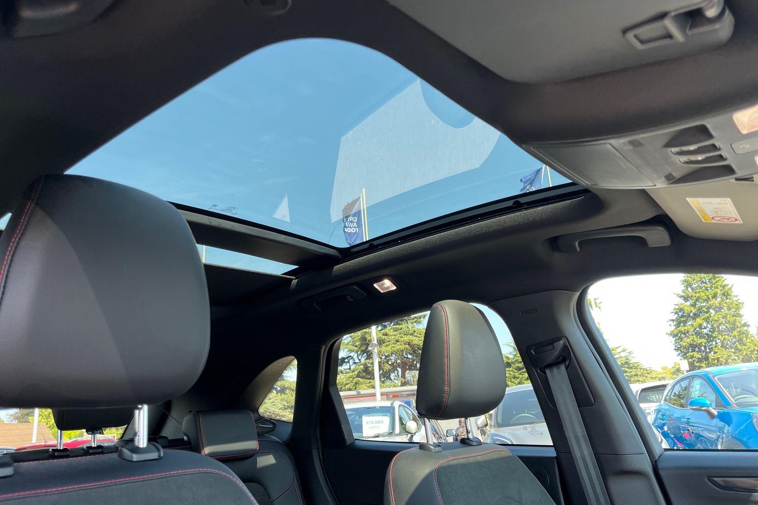 Ford KUGA Photo 43