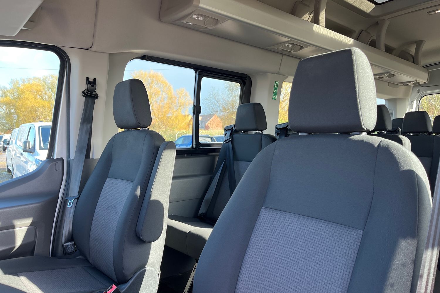 Ford TRANSIT Photo 9