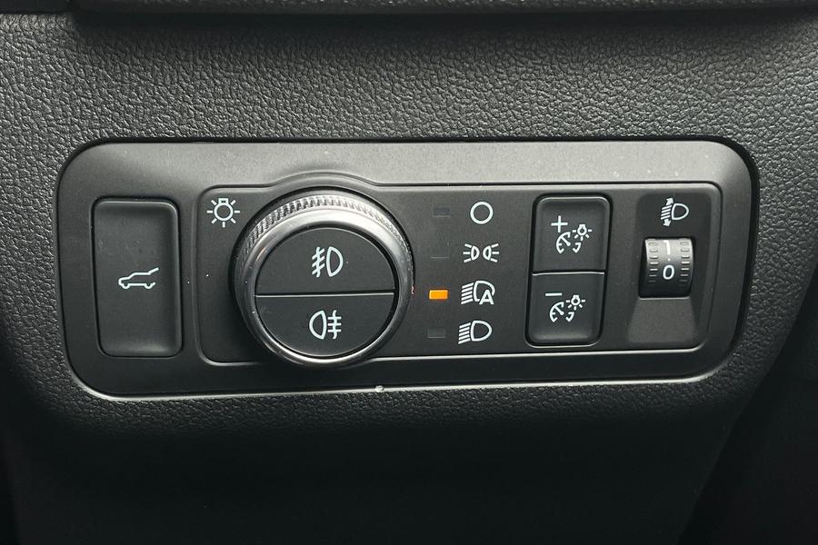 Ford Kuga Photo autoimg-795e0d348ab4c660905b2176a0e11e3b4f47aa57.jpg
