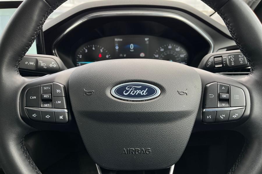 Ford Focus Photo autoimg-7968ad91dbfb67a599b4943d999fef6a6fd26f60.jpg
