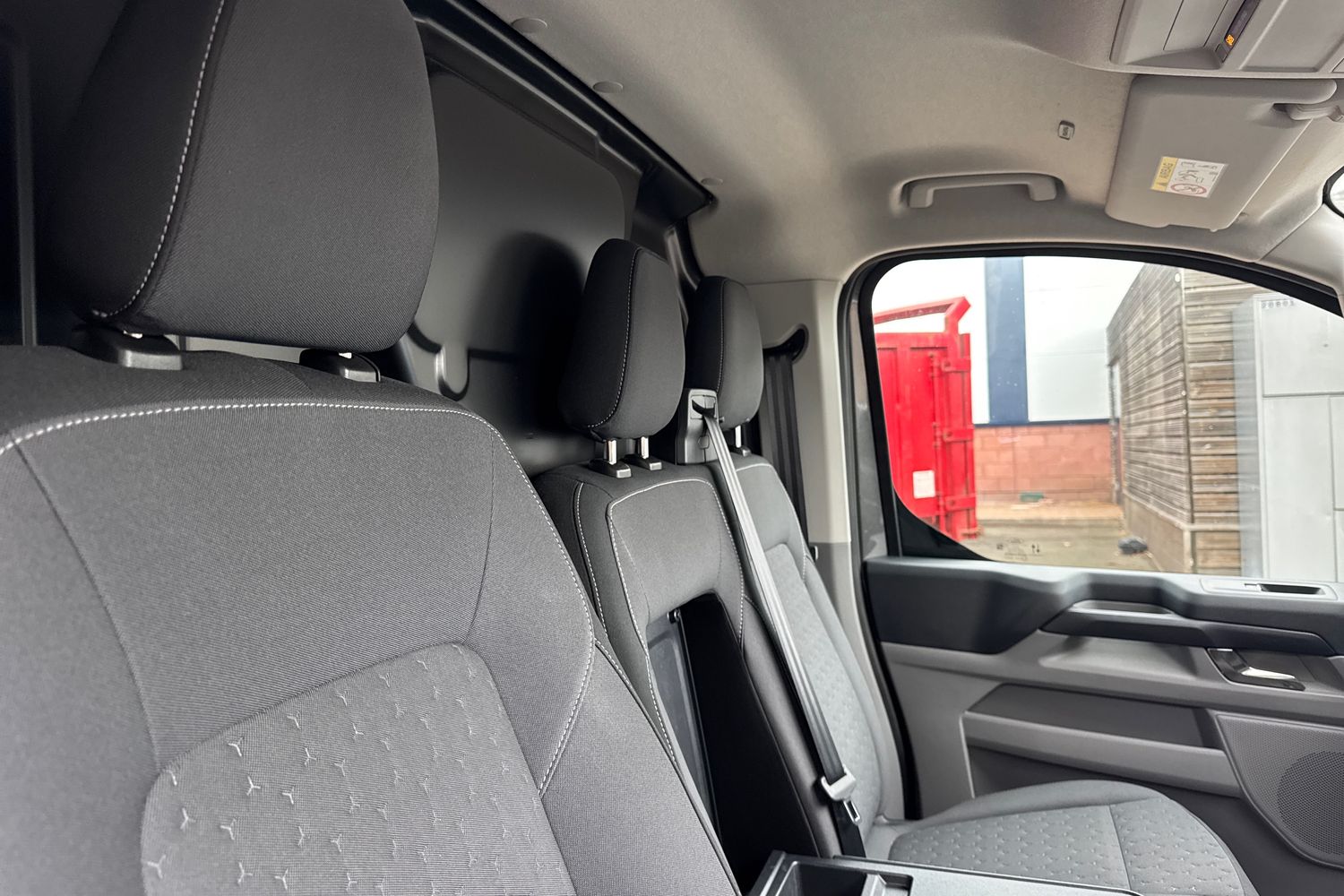 Ford TRANSIT CUSTOM Photo 25