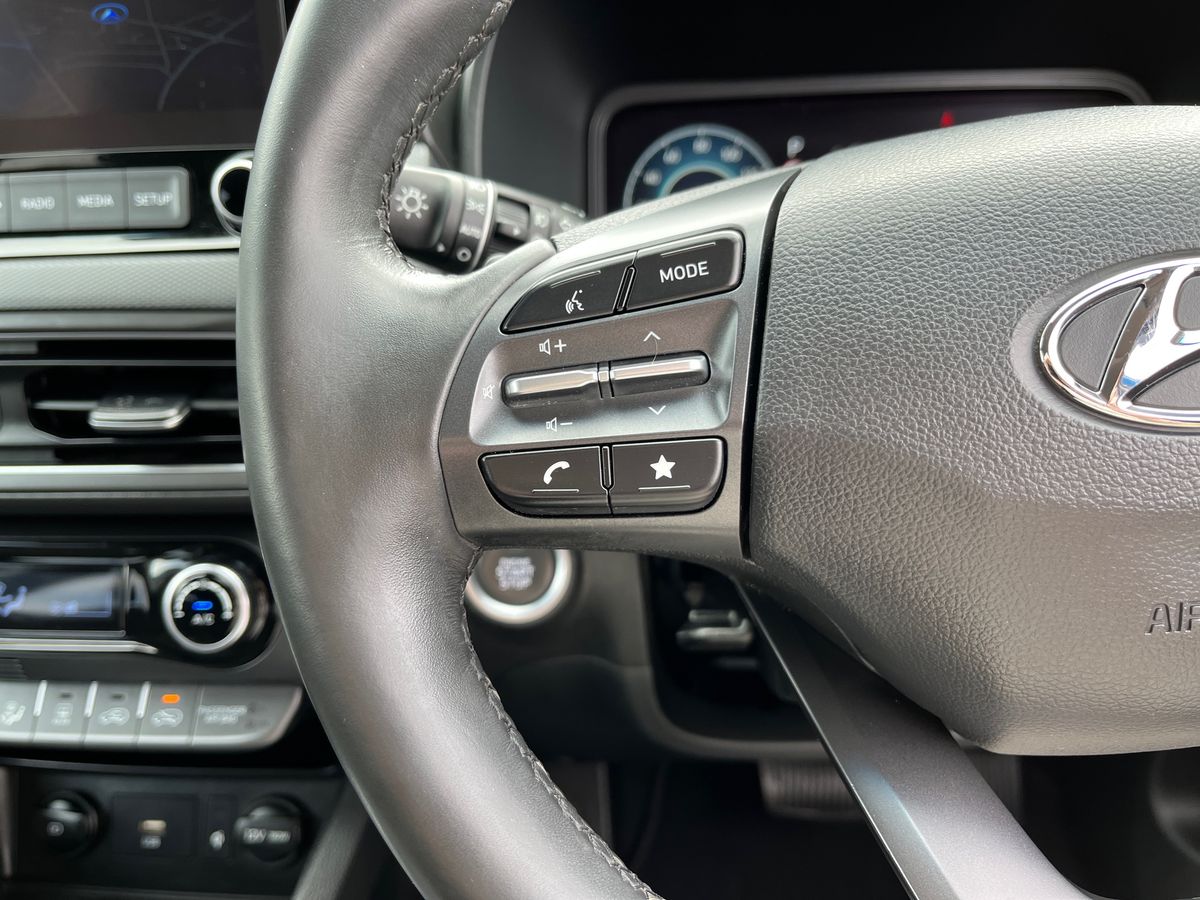 Hyundai KONA Photo 15