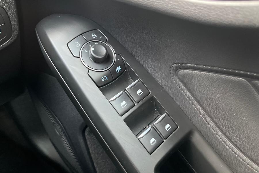 Ford Focus Photo autoimg-796b7051d70cab66ac41c5081630810bf71f243c.jpg